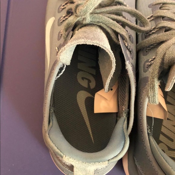 Nike running shoes - Picture 7 of 10